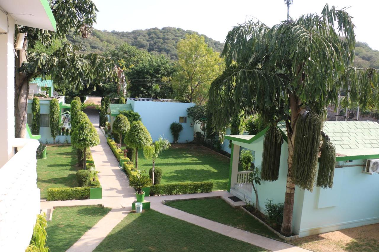 Ranthambhore Vatika Resort Sawai Madhopur Exterior foto